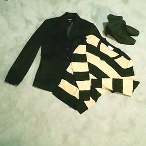 Jacket  (9/10) & Sweater (M) & Boots (10)